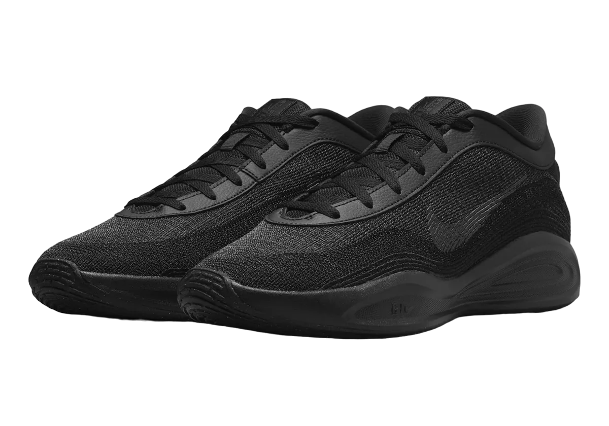 Nike GT Hustle Academy Triple Black