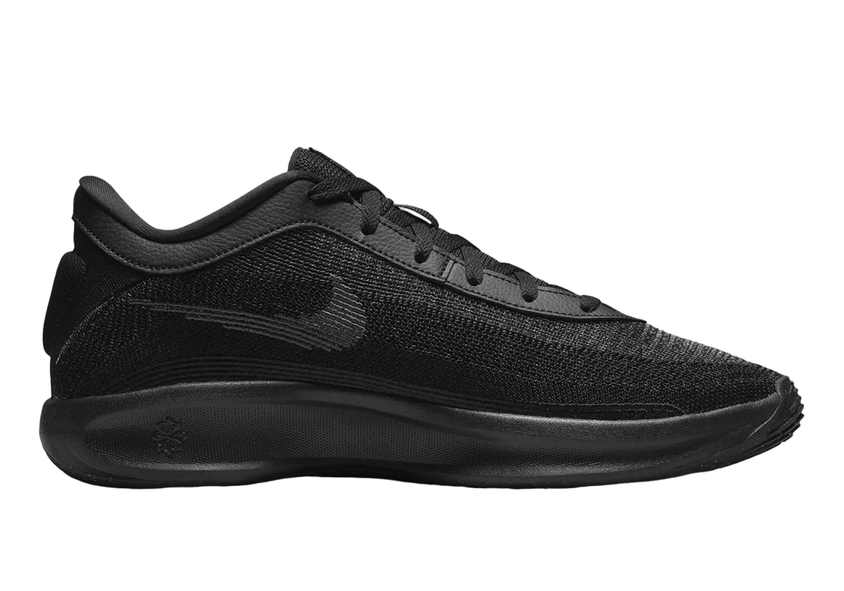 Nike GT Hustle Academy Triple Black