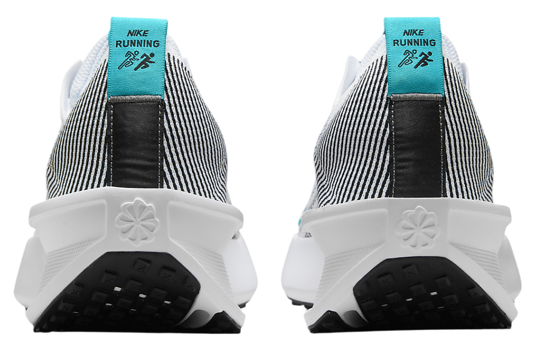 Nike Interact Run White / Black / Dusty Cactus