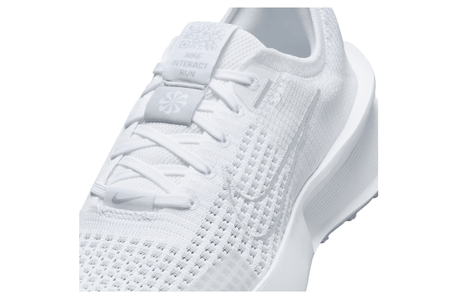 Nike Interact Run WMNS White / Wolf Grey