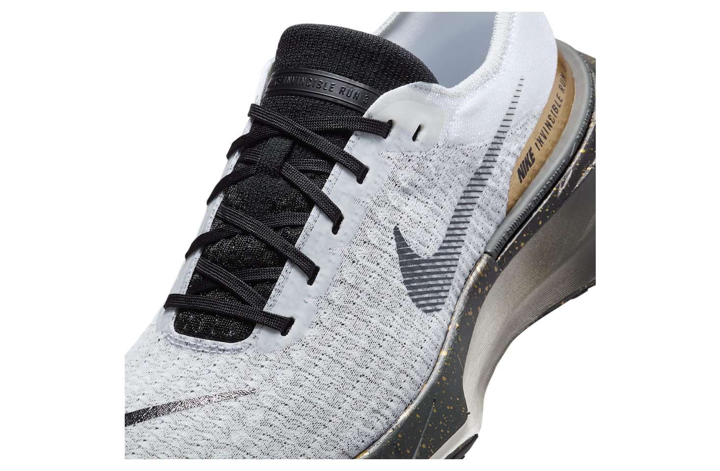 Nike Invincible 3 White / Dark Smoke Grey