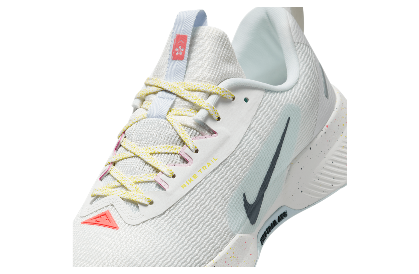 Nike Juniper Trail 3 Summit White / Pure Platinum