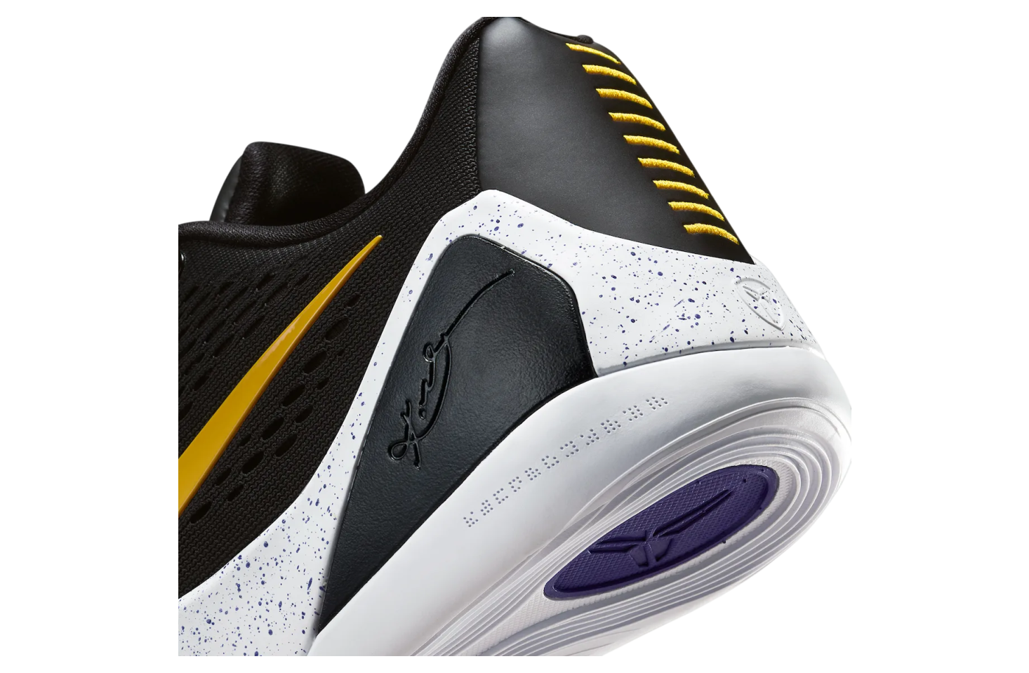 BUY Nike Kobe 9 Elite Low Protro Black / University Gold