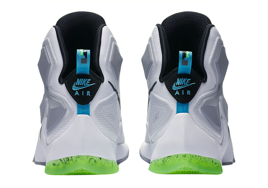 Nike LeBron 13 - Command Force 807219100