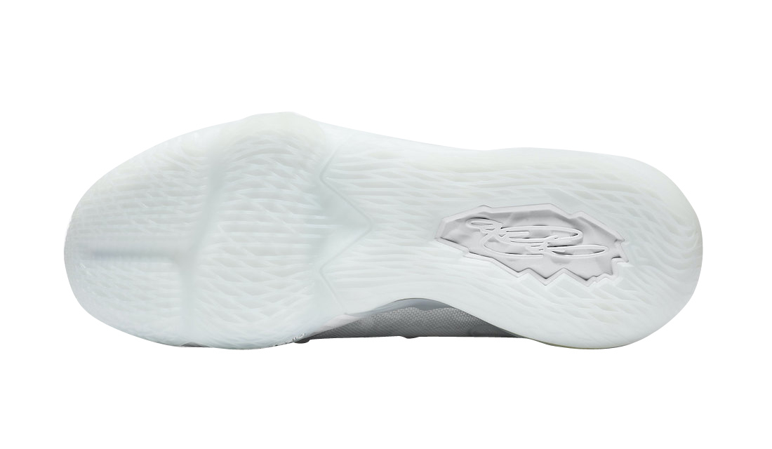 Nike LeBron 17 Low White Camo CD5007-103