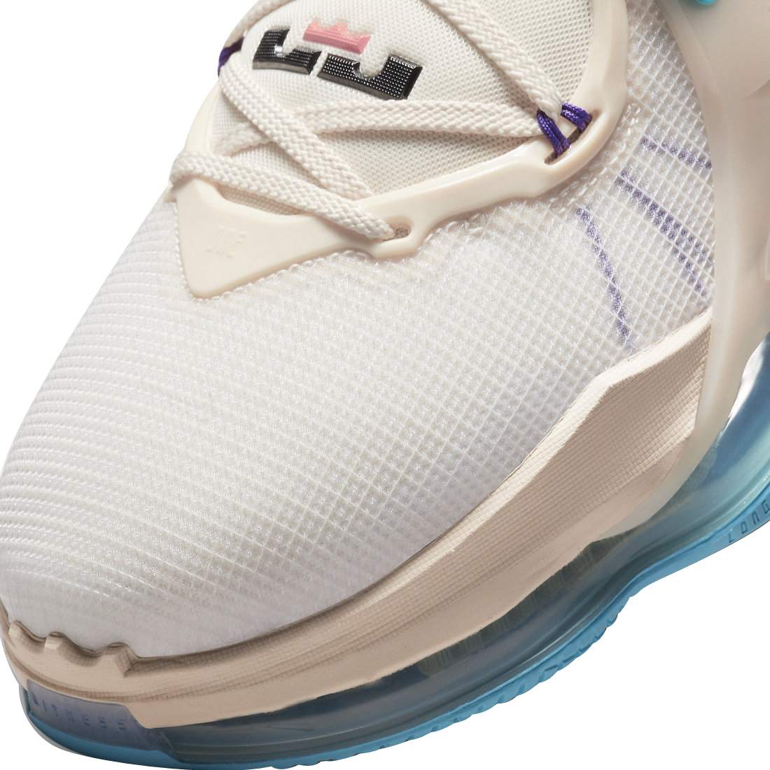 Nike LeBron 19 DC9341-200