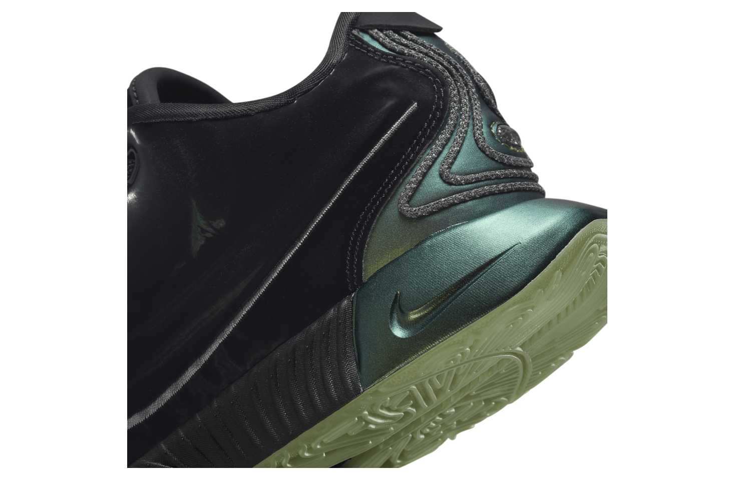 Nike LeBron 21 Tahitian GS Black / Oil Green