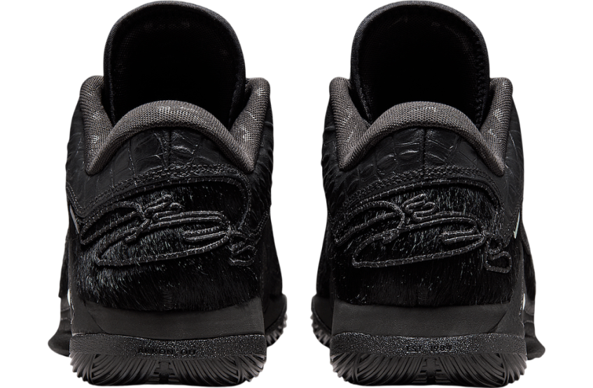 Nike Lebron 22 Black Label Black / Metallic Gold
