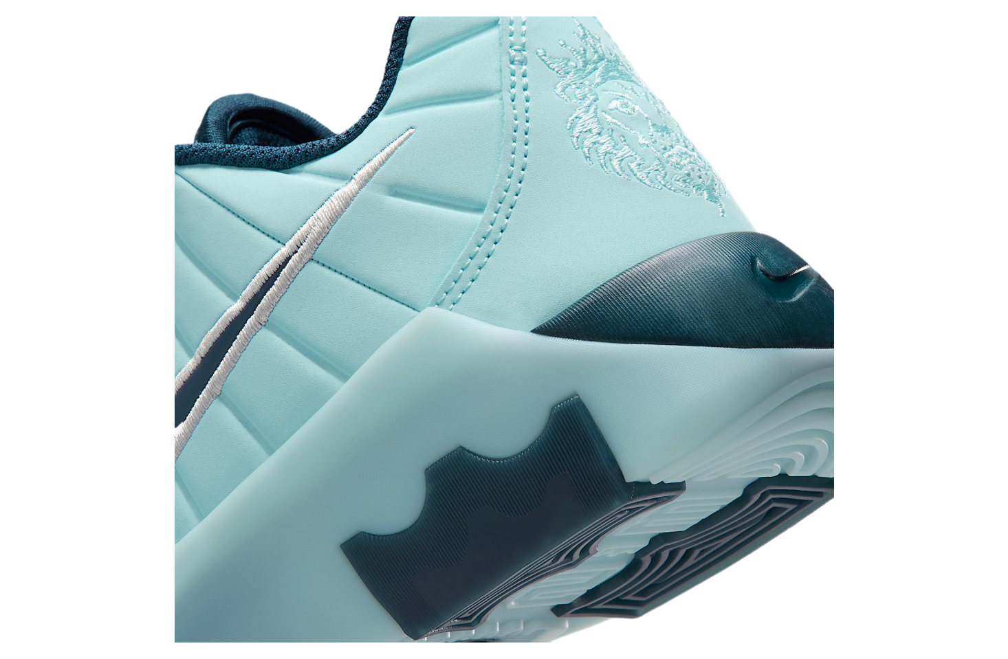 Nike Lebron Witness 9 GS Glacier Ice / Glacier Blue