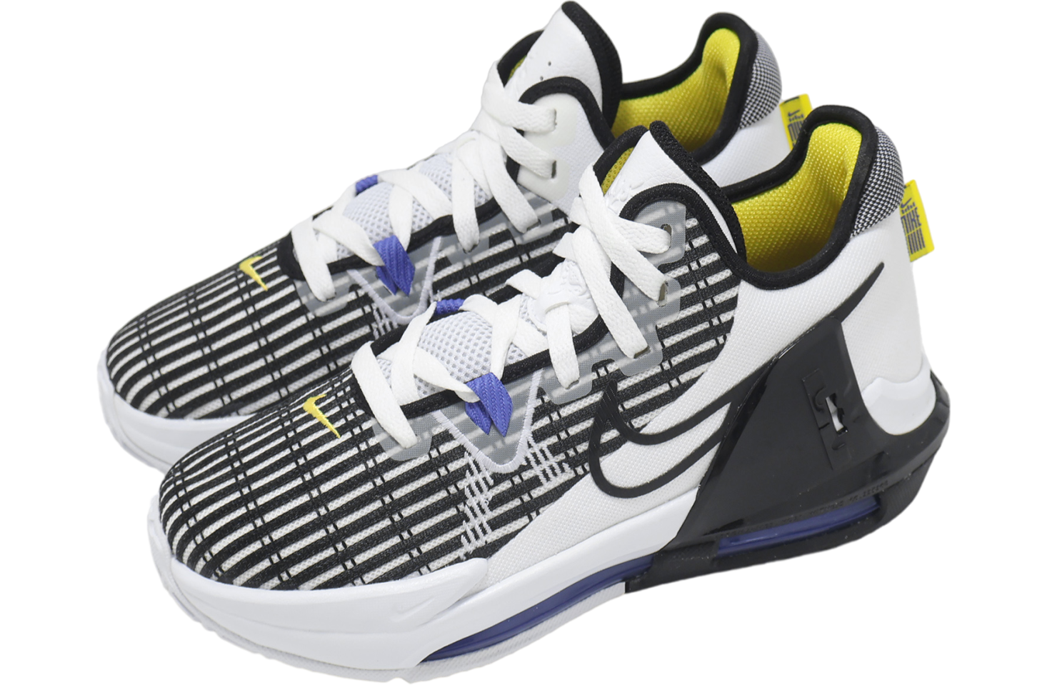 Nike LeBron Witness VI GS White / Black