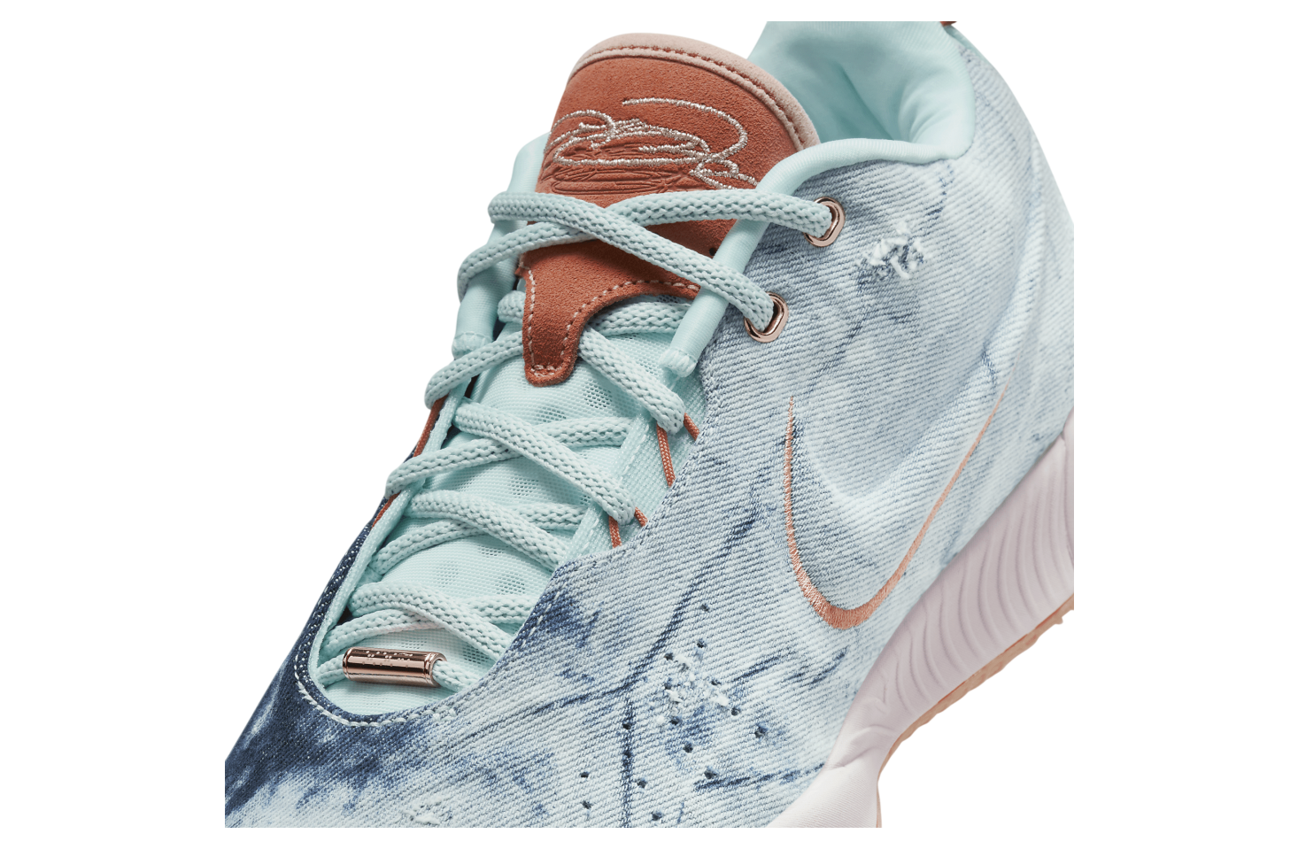 Nike Lebron Xxi Aragonite Jade Ice / Emerald Rise