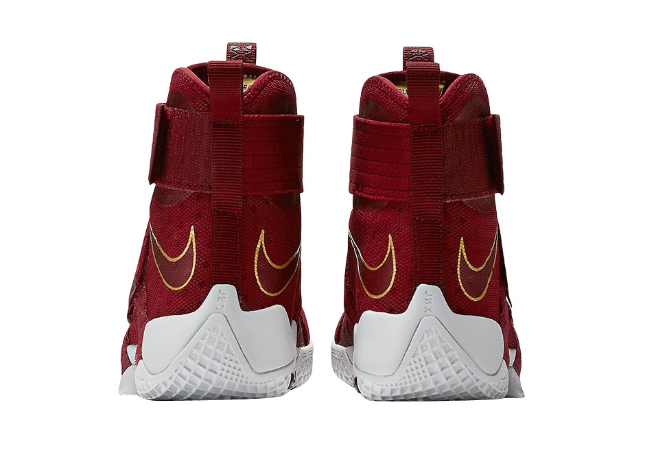 Nike LeBron Zoom Soldier 10 Christ The King 844375-668
