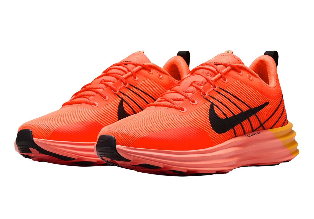 Nike Lunar Roam Hyper Crimson