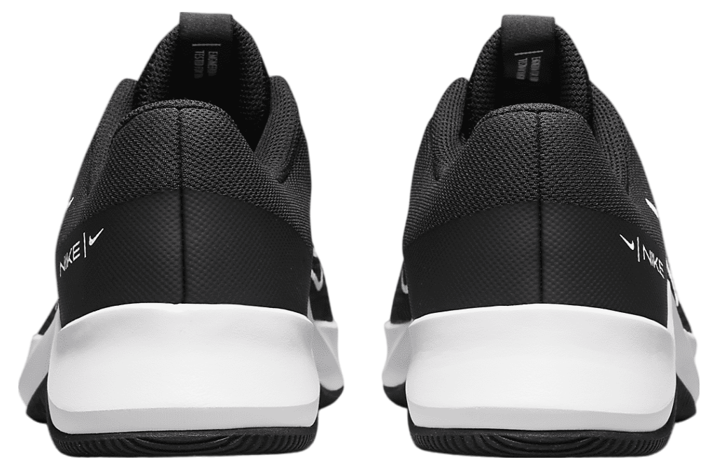 Nike MC Trainer 2 Black / White