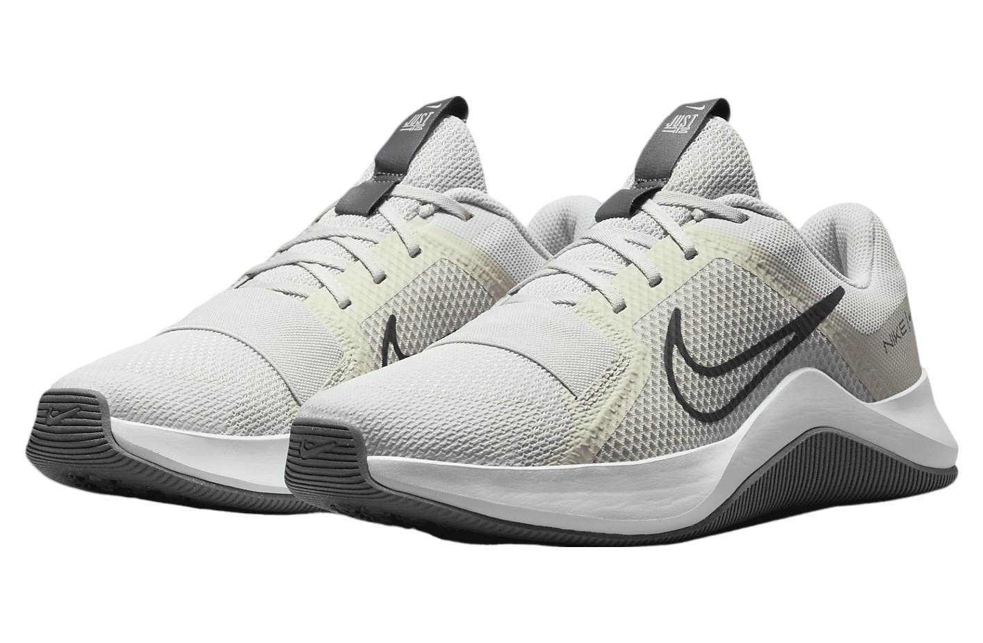 Nike MC Trainer 2 Photon Dust / Light Bone