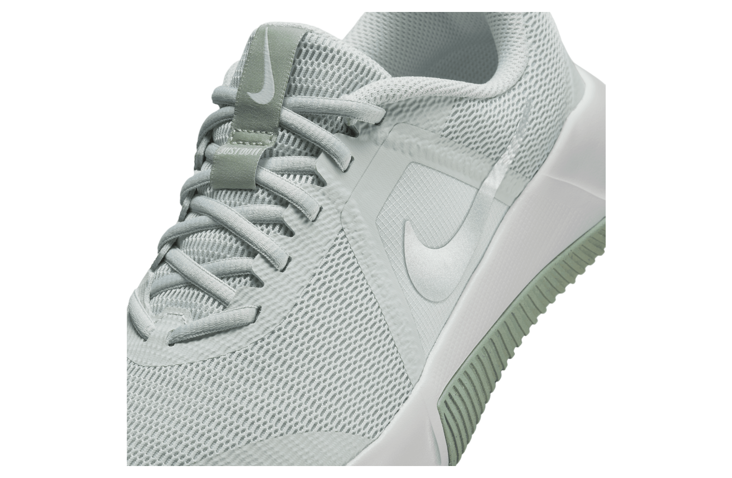 Nike MC Trainer 3 Light Silver / Summit White