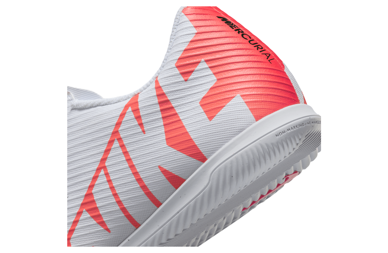 Nike Mercurial Vapor 15 Club Low IC Bright Crimson / Black