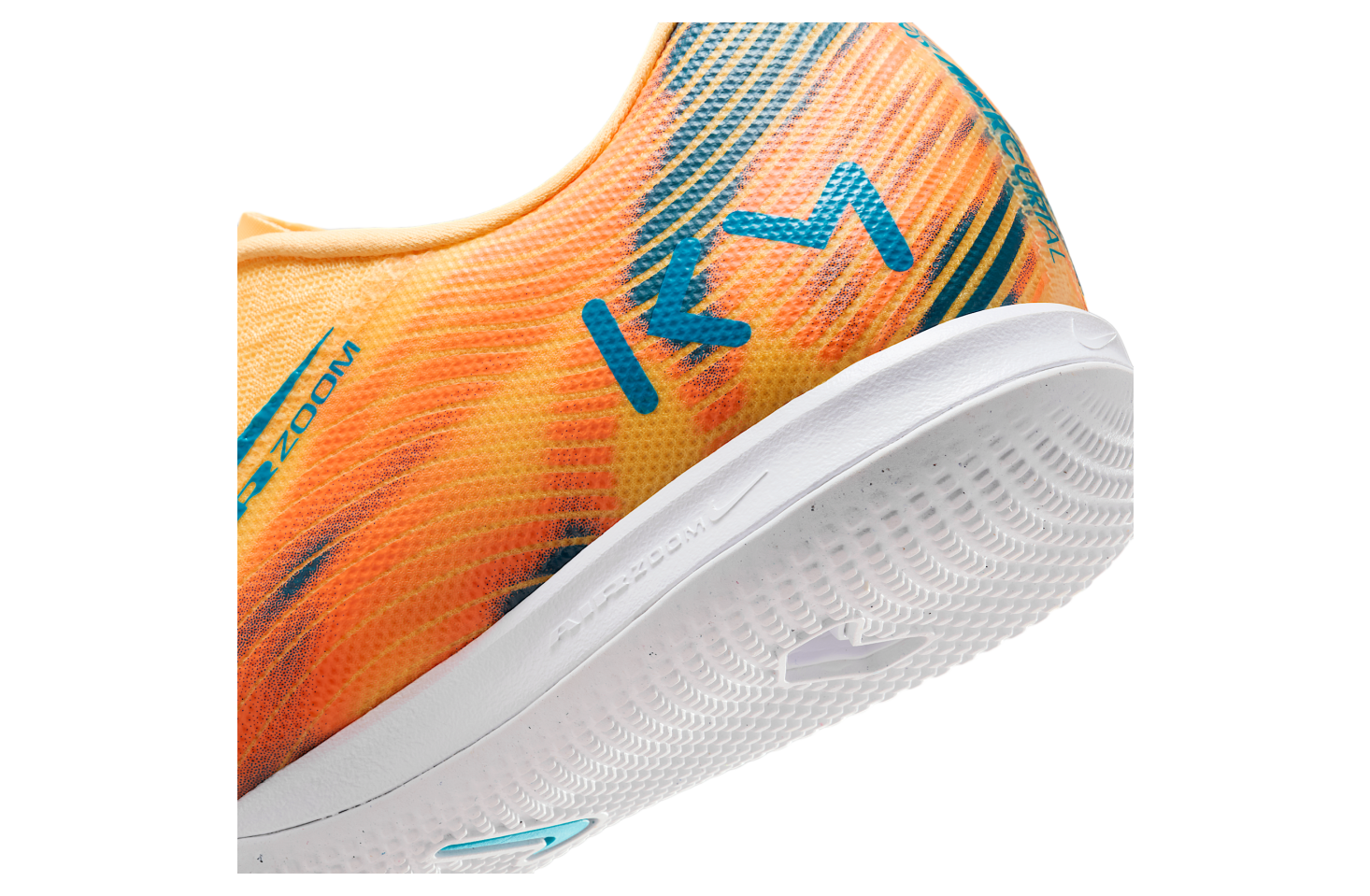 Nike Mercurial Vapor 16 Academy Kylian Mbappe Low IC Melon Tint / Igloo