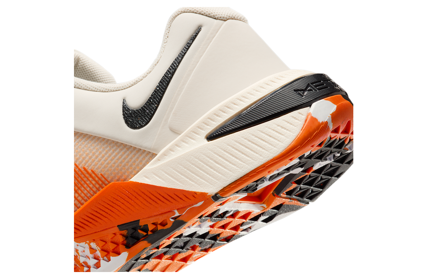 Nike Metcon 10 Wmns Soft Pearl / Safety Orange