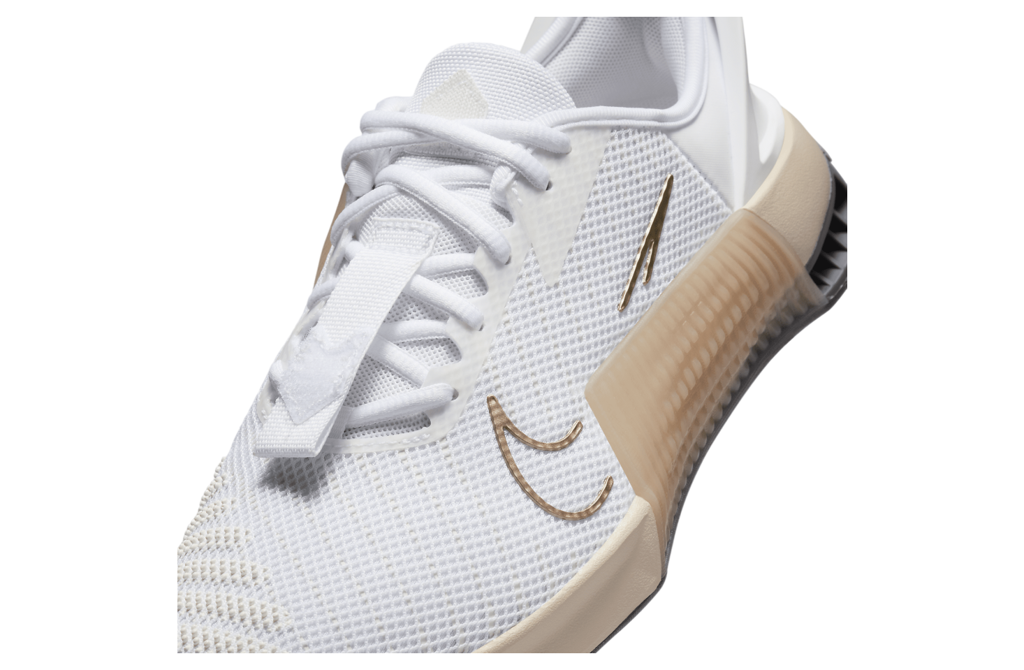 Nike Metcon 9 EasyOn WMNS White / Metallic Gold Grain