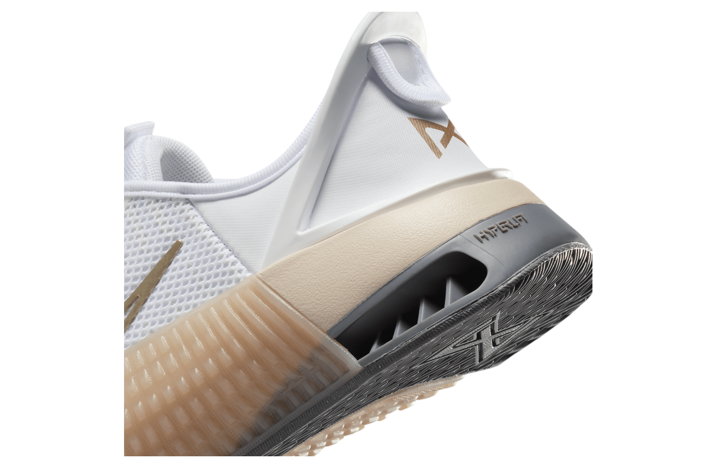 Nike Metcon 9 EasyOn WMNS White / Metallic Gold Grain