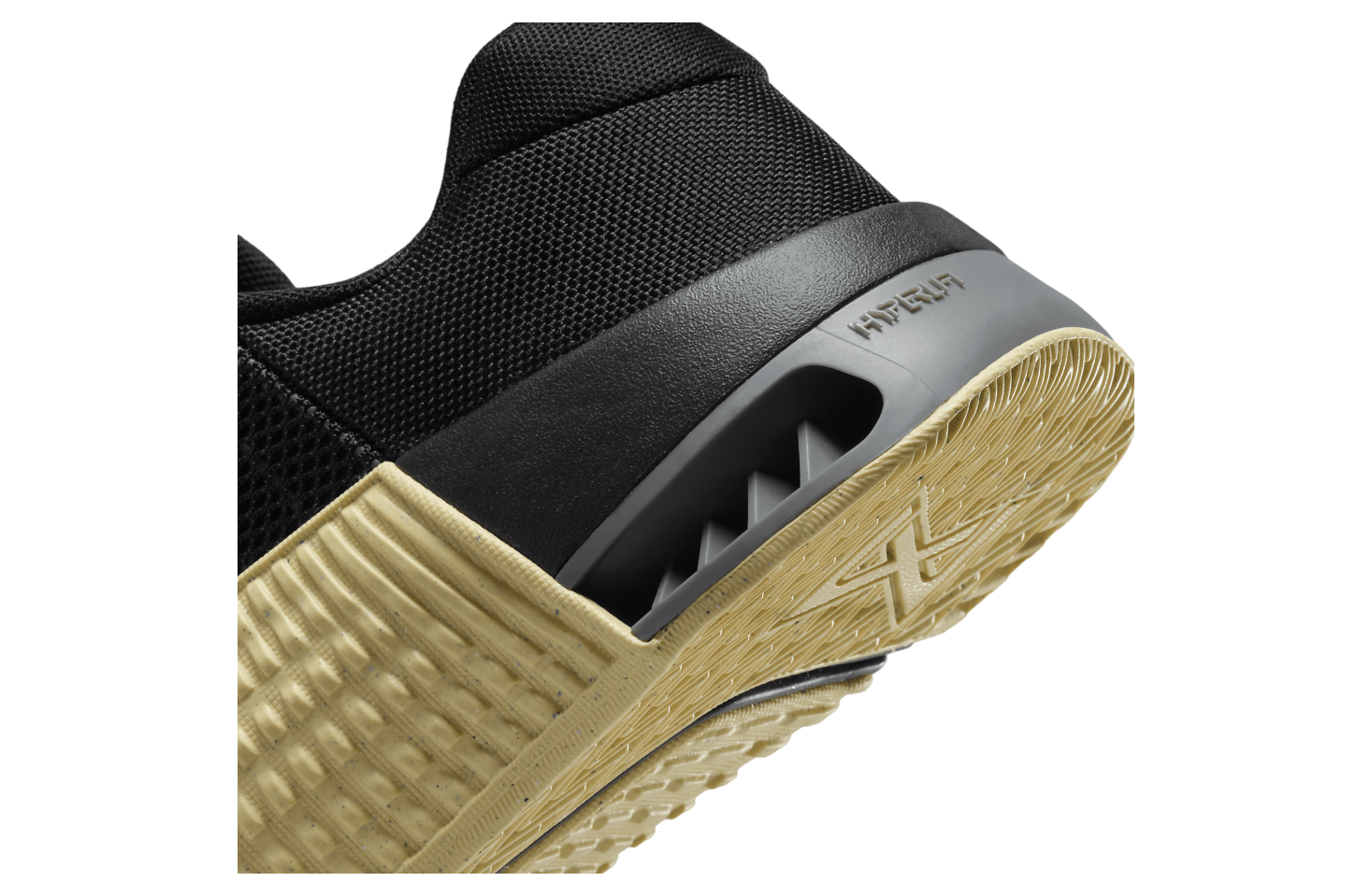 Nike Metcon 9 (Team) Black / Vegas Gold