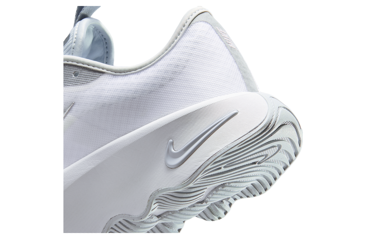 Nike Motiva 2 WMNS White / Pure Platinum