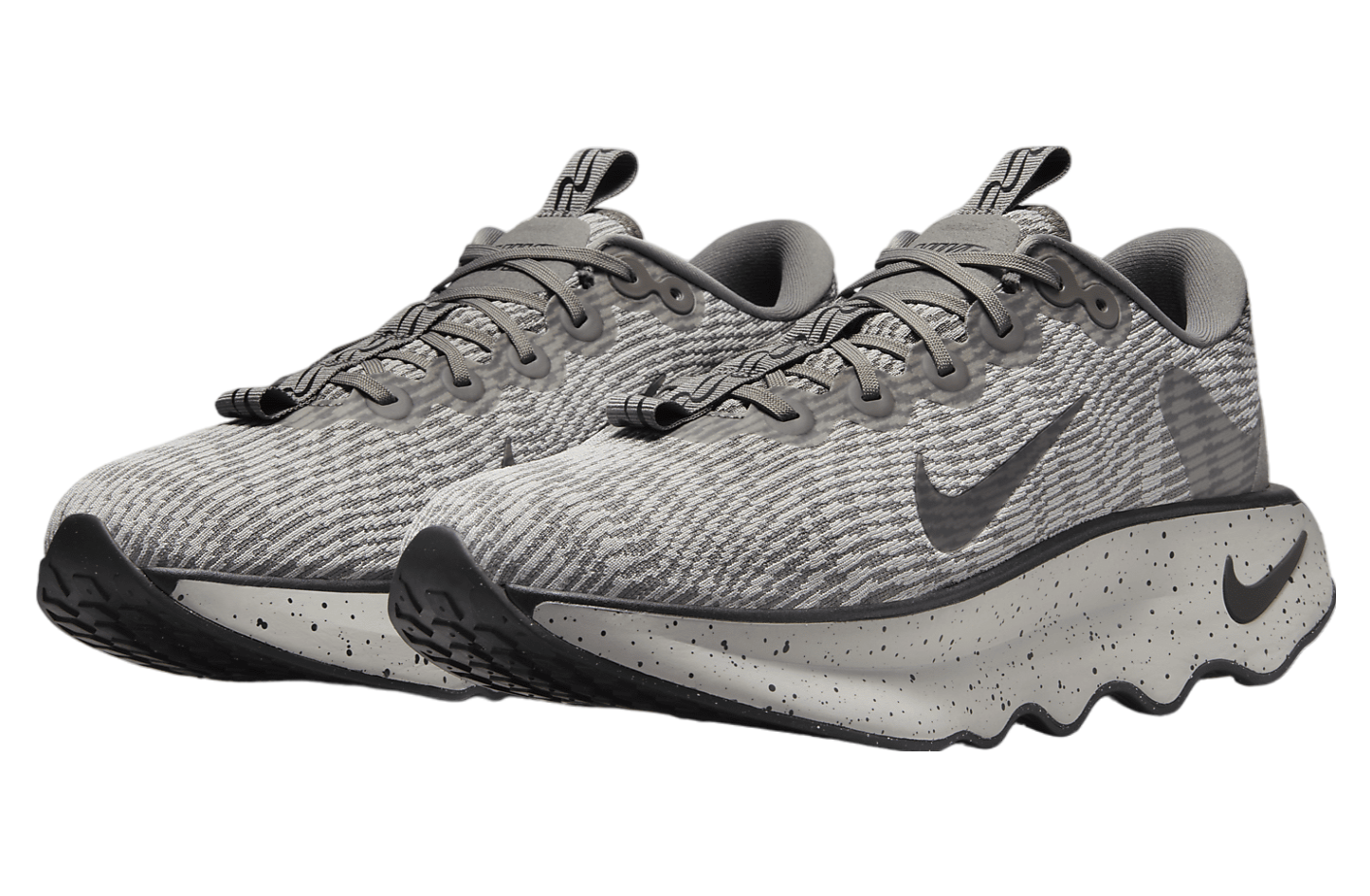 Nike Motiva Light Iron Ore / Flat Pewter