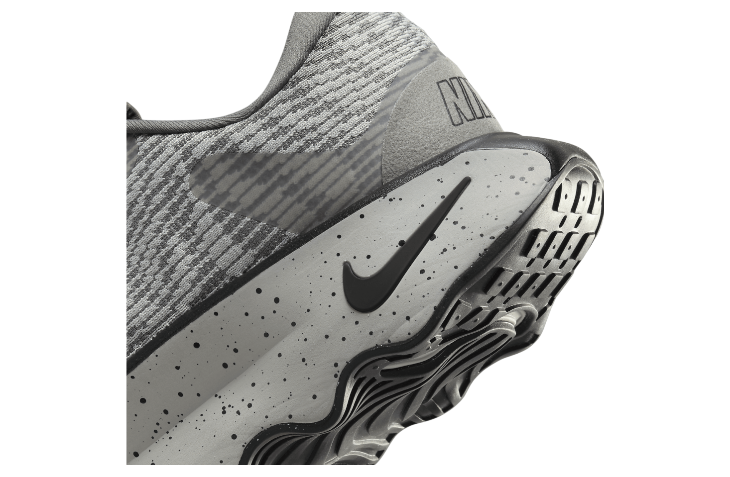 Nike Motiva Light Iron Ore / Flat Pewter