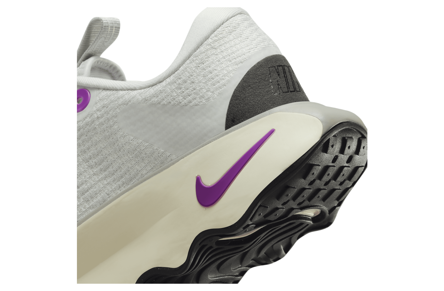 Nike Motiva WMNS Photon Dust / Hyper Violet