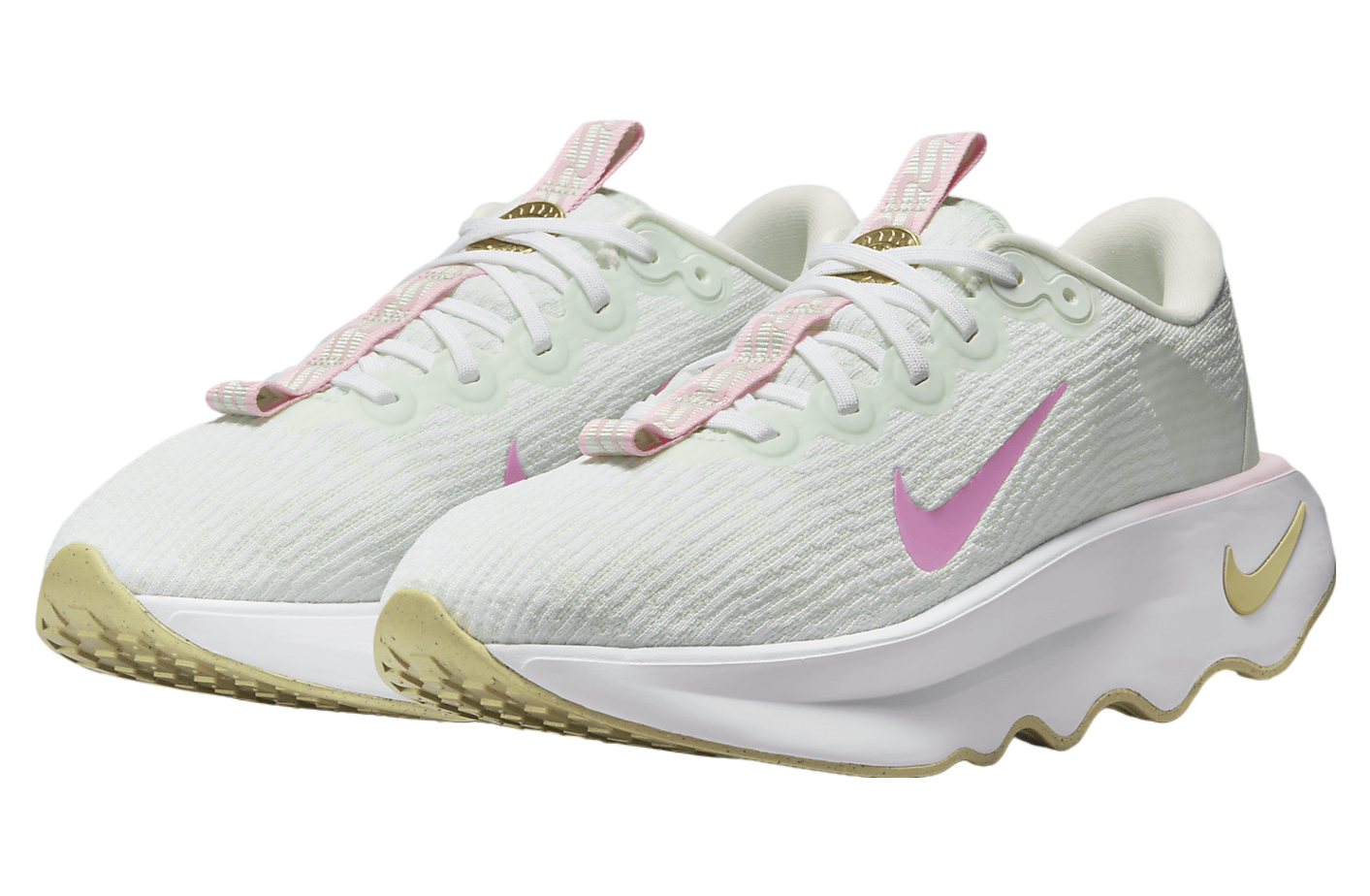 Nike Motiva WMNS White / Team Gold