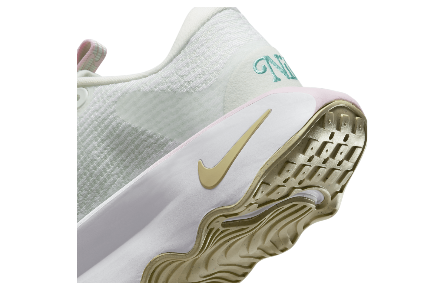 Nike Motiva WMNS White / Team Gold