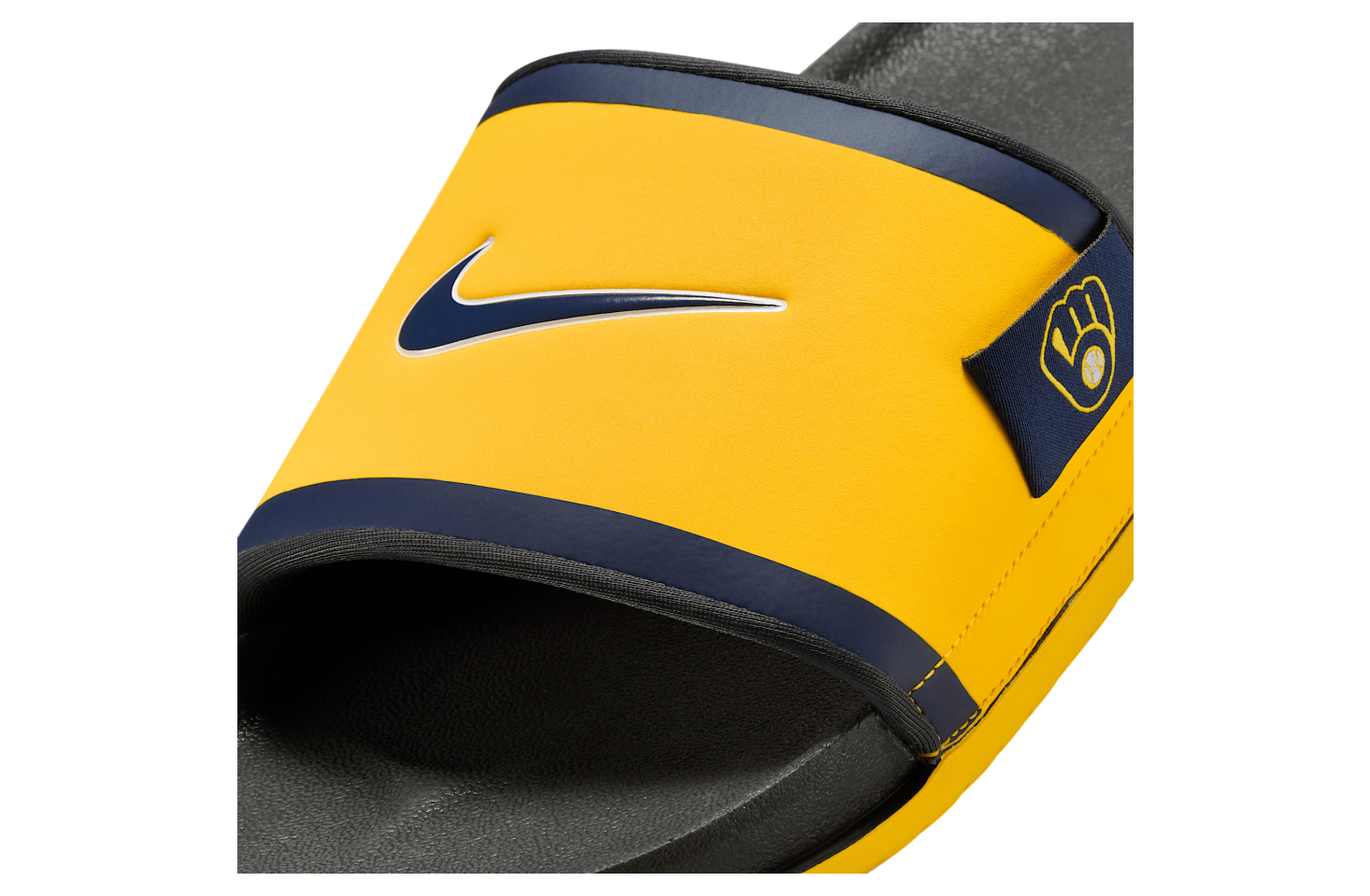 Nike Offcourt (Milwaukee Brewers) Amarillo / Dark Smoke Grey