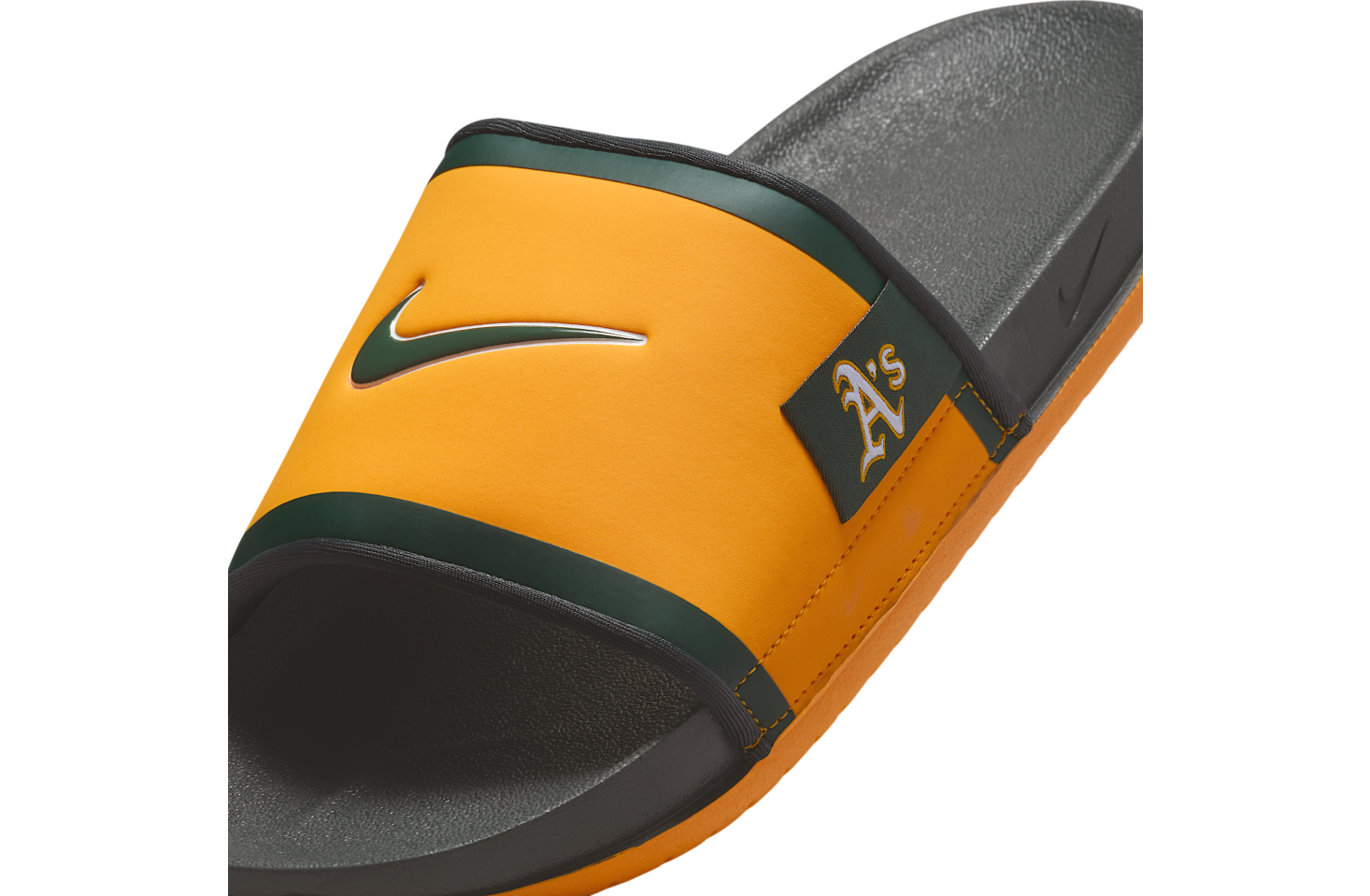 Nike Offcourt (Oakland As) Sundown / Dark Smoke Grey