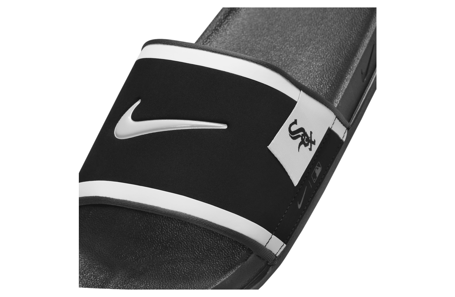 Nike Offcourt Slide (Chicago White Sox) Black / Dark Smoke Grey