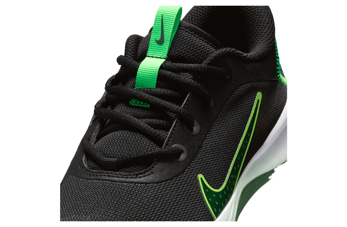 Nike Omni Multi-court Gs Ic Black / Green Strike