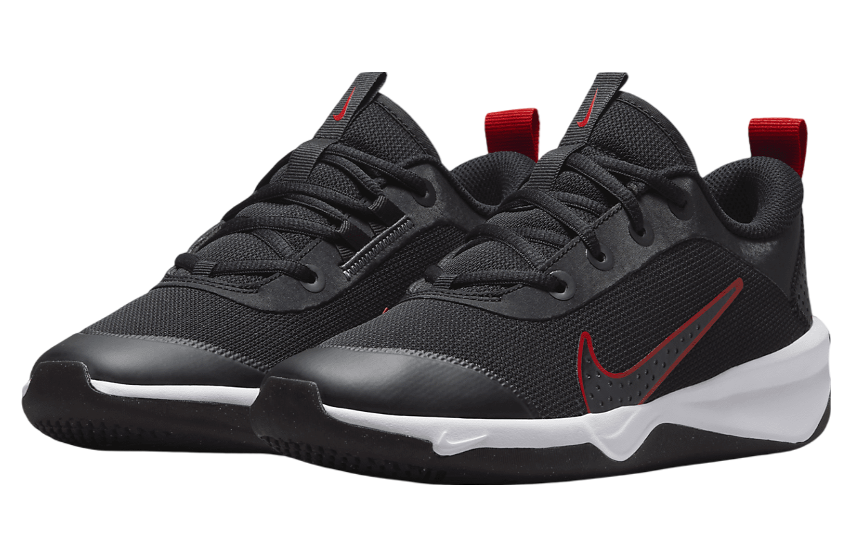 Nike Omni Multi-Court GS IC Black / Gym Red