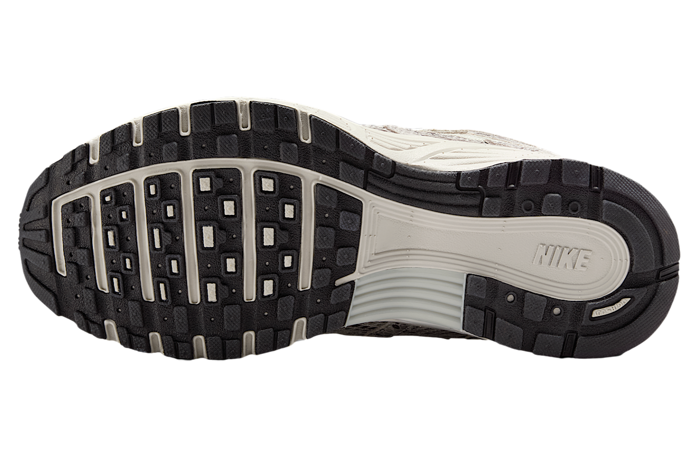 Nike P-6000 SE WMNS Light Bone / Black