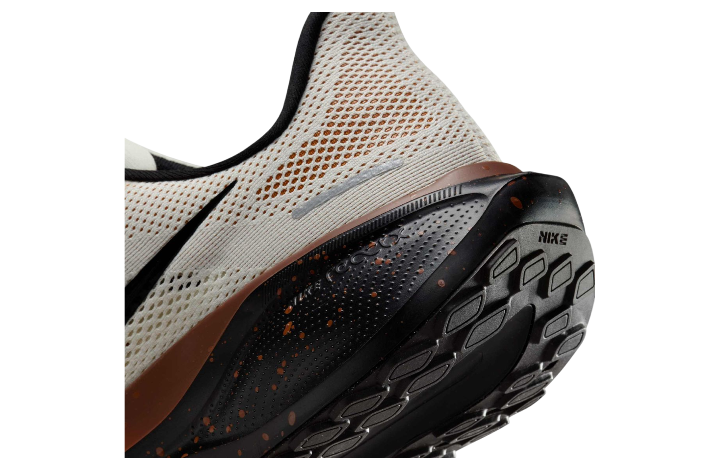 Nike Pegasus 41 Soft Pearl / Desert Ochre