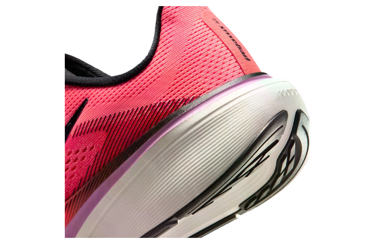 Nike Pegasus 42 WMNS Lava Glow / Flash Crimson