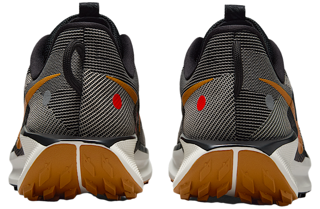 Nike Pegasus Trail 5 Black / Fir