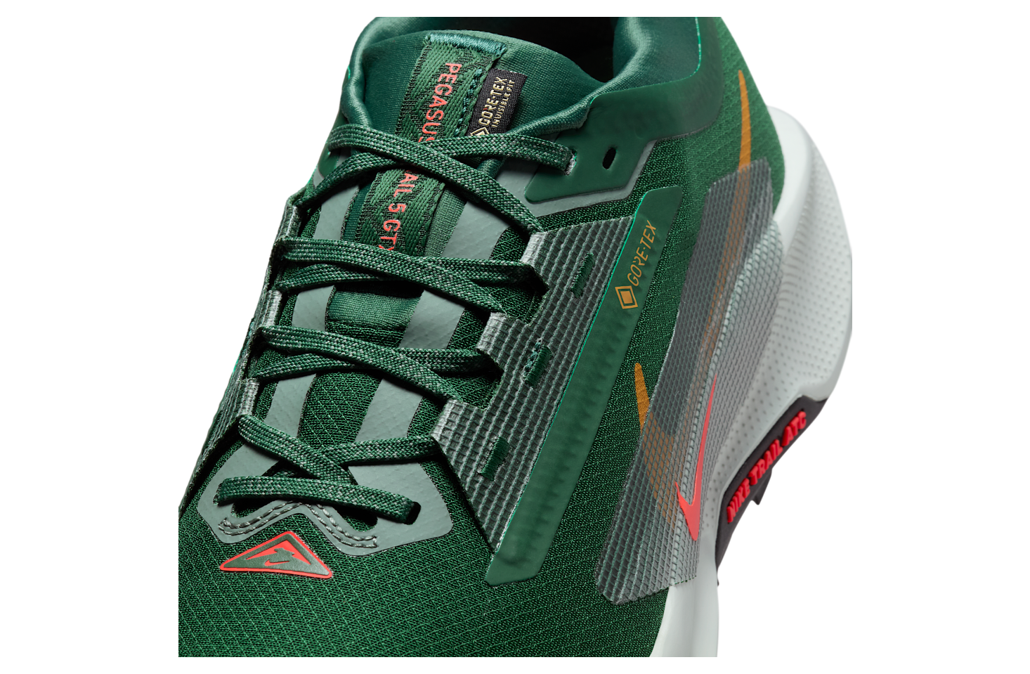 Nike Pegasus Trail 5 Gore-tex Fir / Clay Green