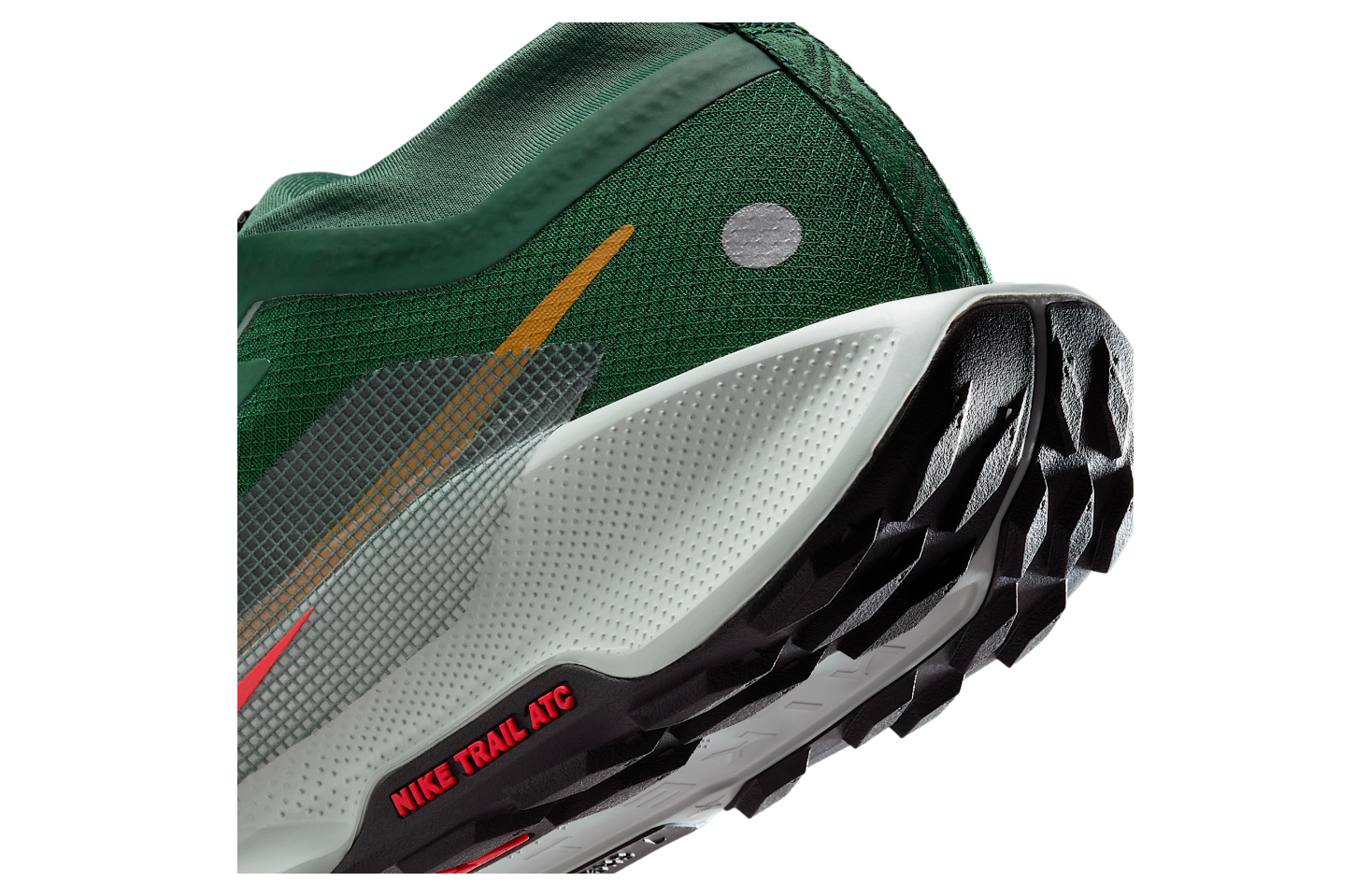 Nike Pegasus Trail 5 Gore-tex Fir / Clay Green