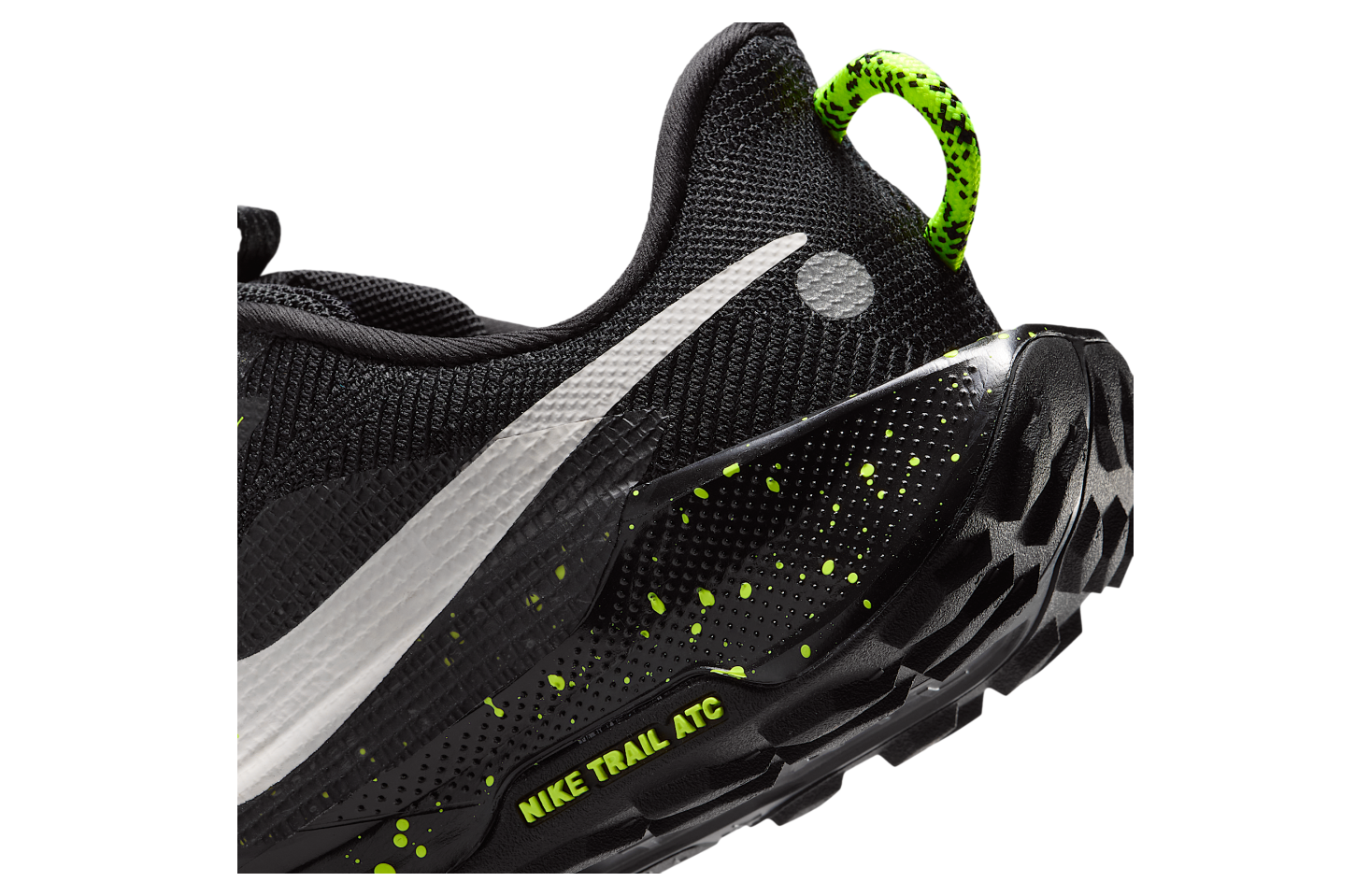 Nike Pegasus Trail 5 GS Black / Volt Ice