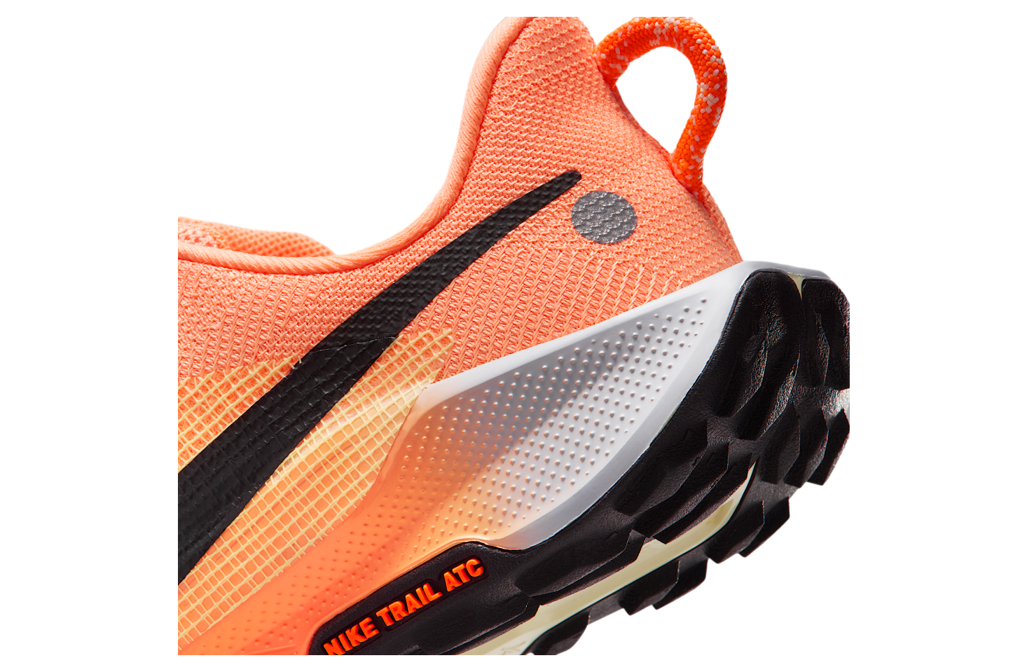 Nike Pegasus Trail 5 GS Orange Pulse / Ghost