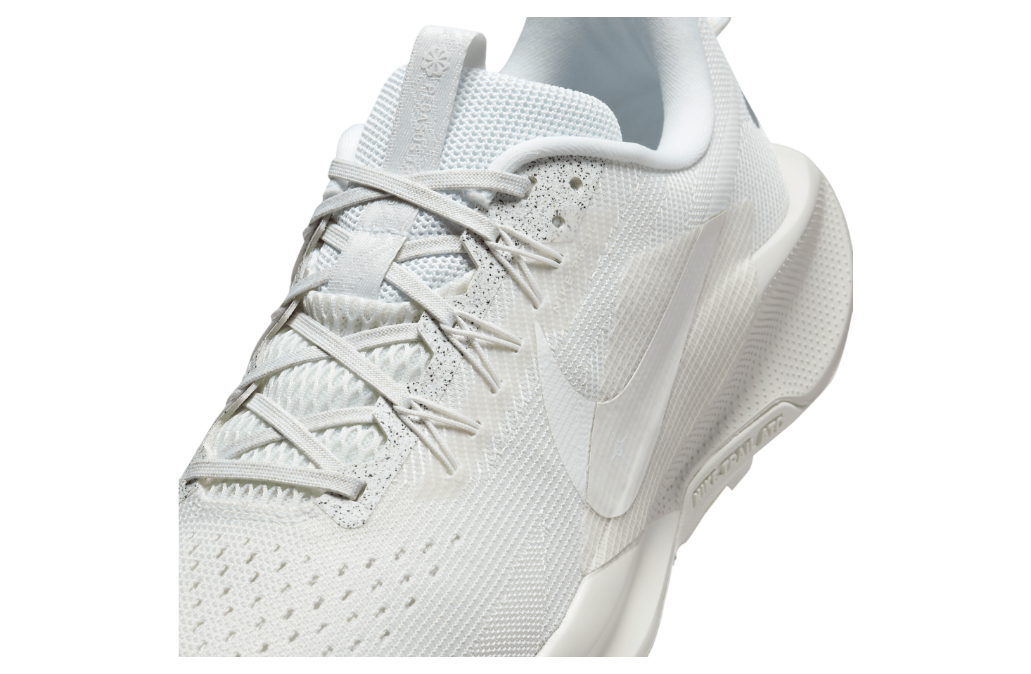 Nike Pegasus Trail 5 Summit White / Light Orewood Brown