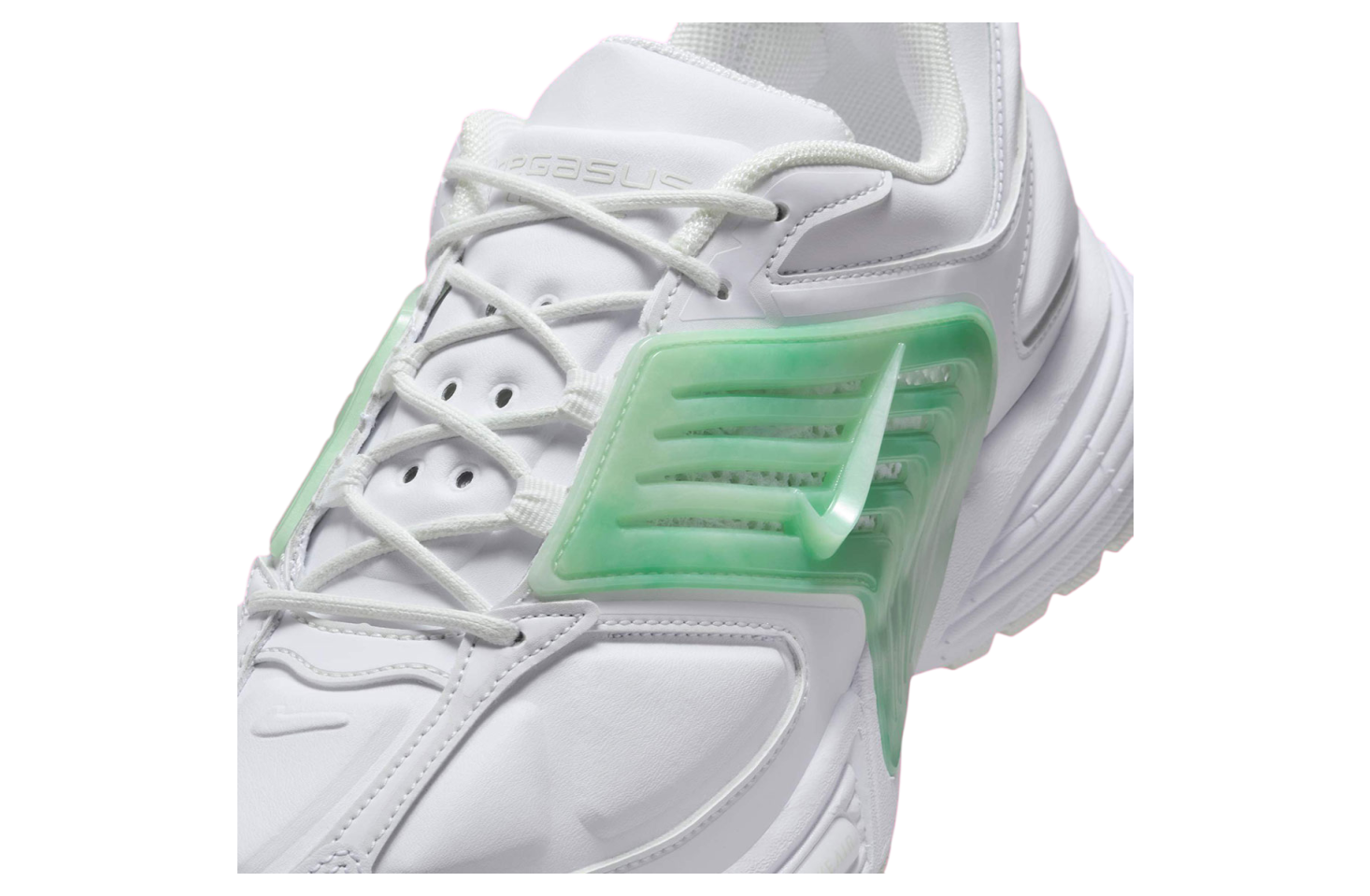 Nike Pegasus Wave White / Jade Aura