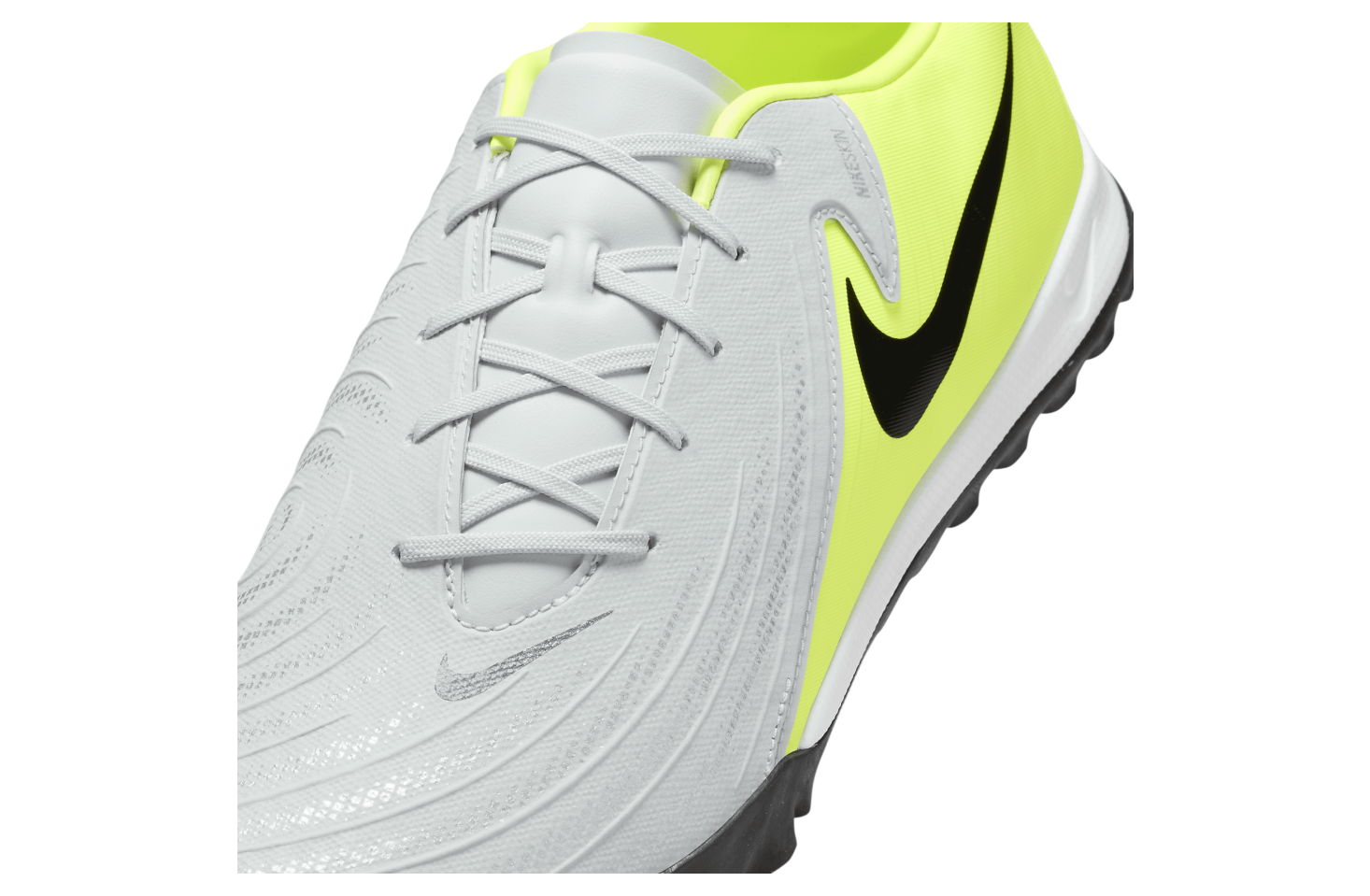 Nike Phantom GX 2 Academy Low TF Metallic Silver / Volt