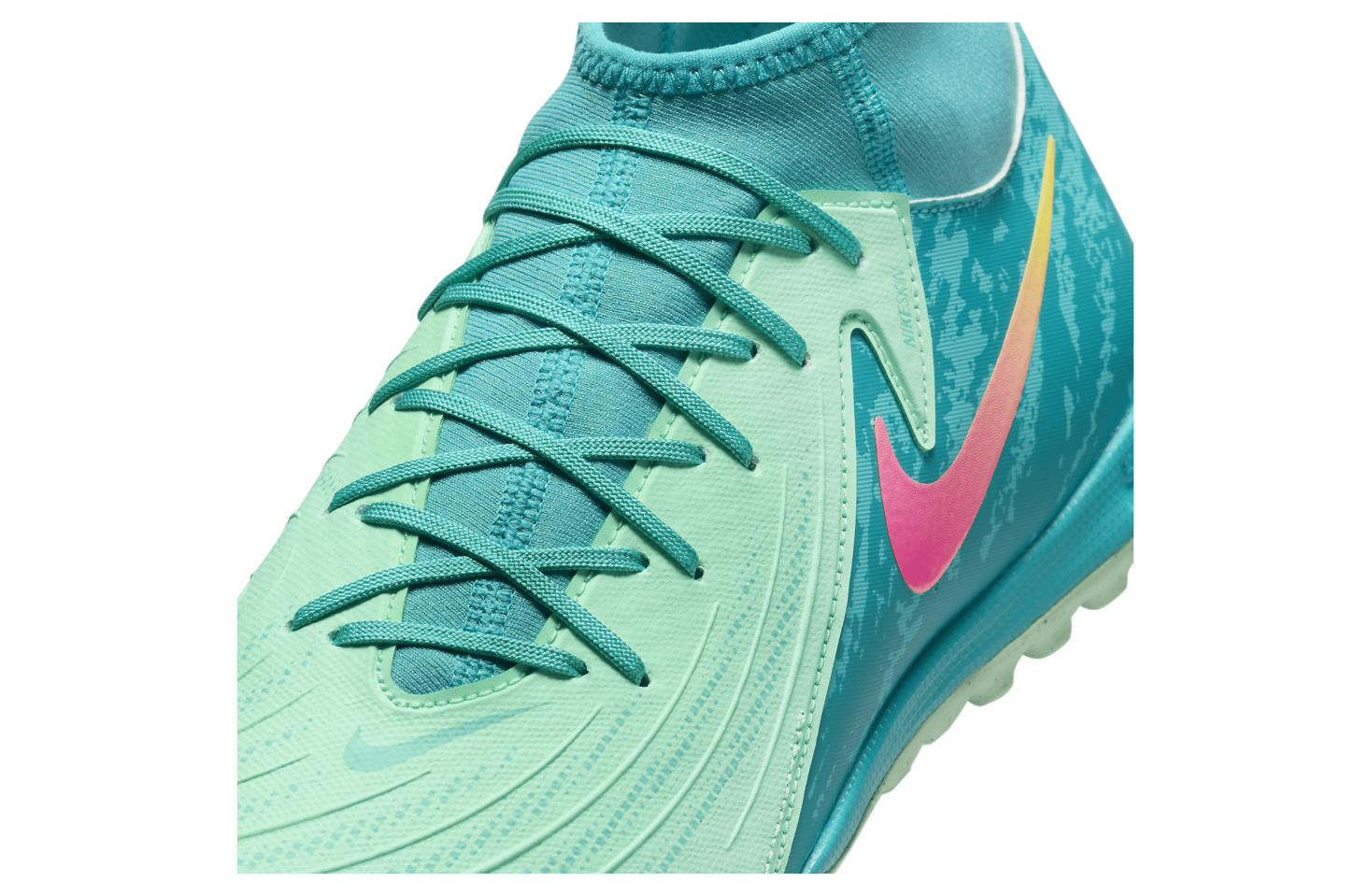 Nike Phantom Luna 2 Academy LV8 TF Green Glow / Black