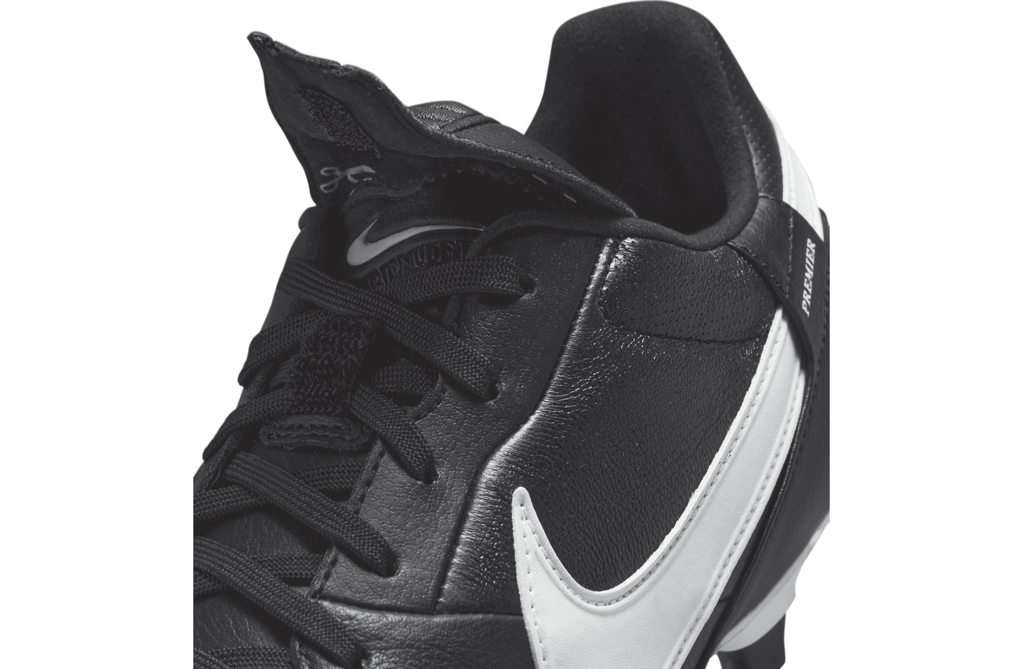 Nike Premier 3 FG Black / White